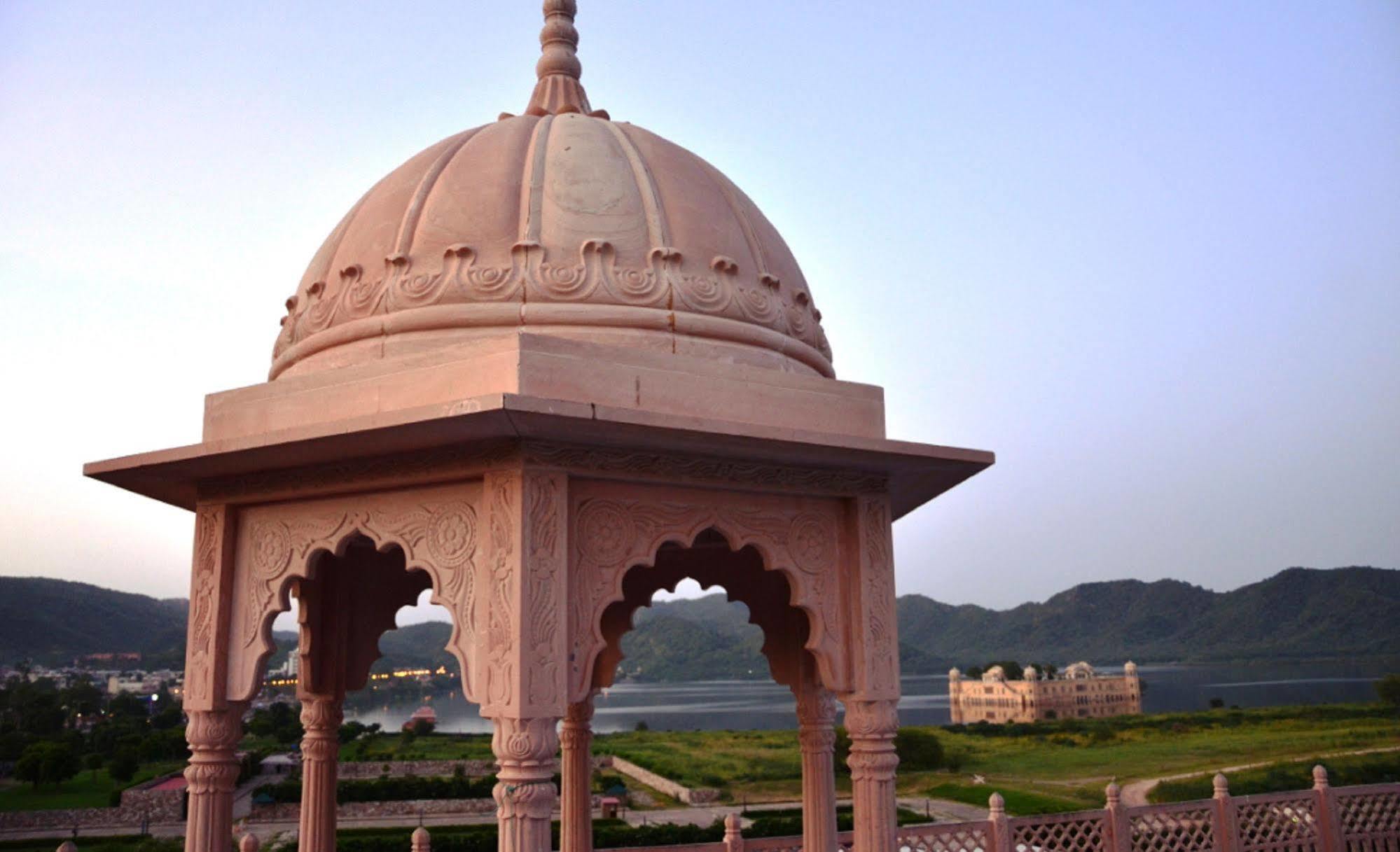 Hôtel The Jal Mahal à Jaipur Extérieur photo